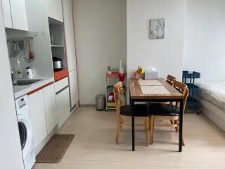 High City view Room with Netflix - 7