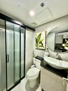 Murji Suites in 34th Floor at JTower Residences - 2