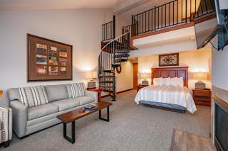 A309 Studio & Loft Lake View - 2