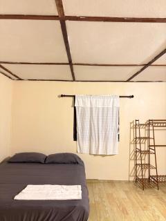 Silver Cliff Bungalow - 8