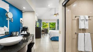 Moorings Yacht Club - 4