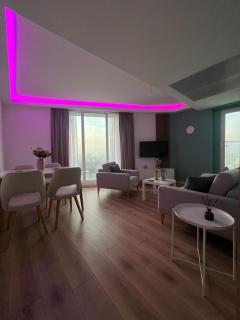 SkyCity Deluxe - City View - Parking Included - 16th Floor - 0