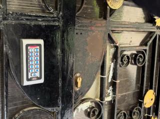 1bd studio jacuzzi, self-check in 5 min ca airport - 1