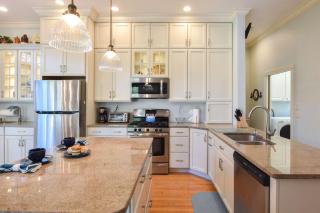 Updated Property on Lt Island - 2