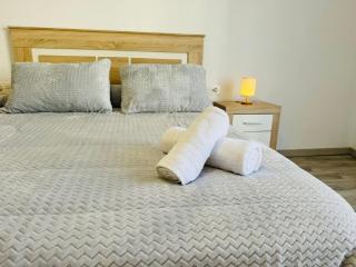 Bright Apartment In Maracena - 1