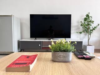 SS15 Courtyard Subang Jaya Sunway Designer Studio Suite Netflix WiFi - 7