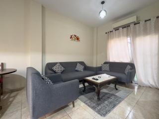 277 · 2 BR Townhouse Backyard - 7