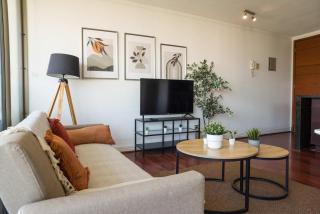 Contemporary 2BR Getaway Pool & Fitness Center - 2