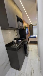 Espectular flat Waikiki Garden 318 by La Playa - 8