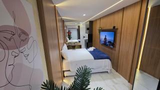 Espectular flat Waikiki Garden 318 by La Playa - 0