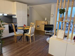 Soundproof Studio Perfect for Short and Long Stays - 1