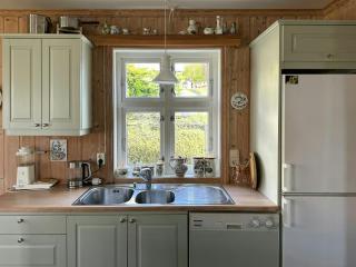 Sea View Villa In Bølingshavn - 9