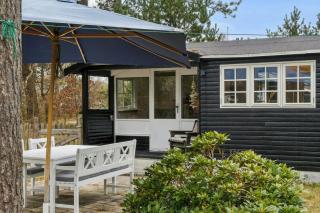 Authentic Holiday Home By Skaerby Beach - 0