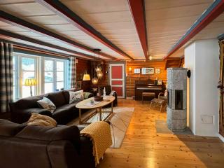 Family Cabin By Lake Mylla With Private Dock - 7