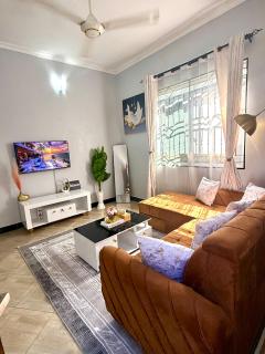 MT Luxe Apartment - 4