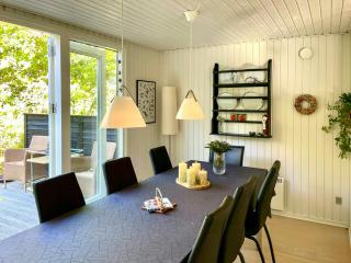 Nature Retreat With Fjord Views Near Spøttrup - 6