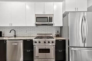 Modern 3-Bed Apartment Near NYC - Newly Renovated - Jersey City - 5