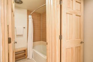 Village Peak 9 Sundown Run Condo: Ski In/Out - 1