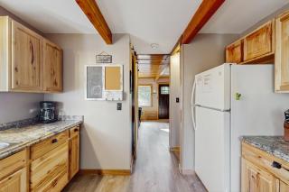 Cle Elum Lake Escape - 2