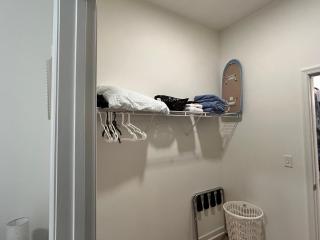 Prime Location mins from downtown with garage parking - 4