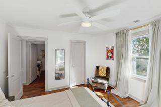 Oasis on Texas Ave - 2