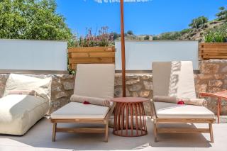 Casa Karinea - Serene Stone House Retreat - 5