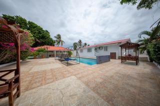 Villa Laura, Central Spacious Oasis with Private Pool - 5