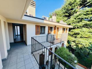 Duomo in 5 fermate M3 - Fronte Fondazione Prada - 3