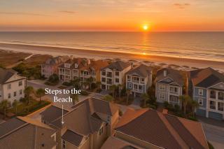 Luxury 7BR w Ocean Views & Private Pool - 9