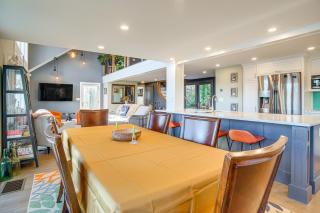 1 Mi to Ferry and Beach Waterfront Hyannis Home! - 2