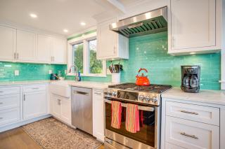 1 Mi to Ferry and Beach Waterfront Hyannis Home! - 1