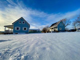 Osada Aurora Całoroczne domki z jacuzzi z widokiem na jezioro i góry - 0