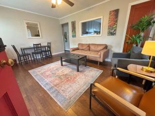 Housepitality- The Bungalow -2 BR - 0