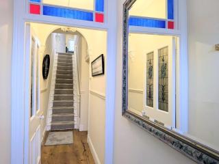 No 16 with Free Parking - 6