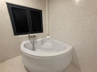 Longevity House Luangprabang - 4