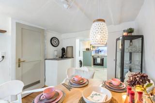 Das Häuschen 1650 - 3