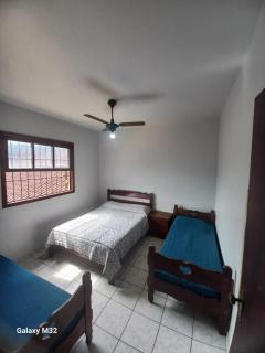 Casa de Aconchegante menos de 100 m da Praia - 8