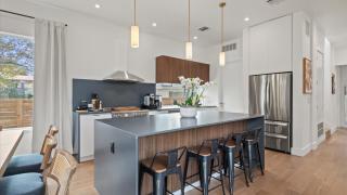 Brand New Low-Allergen Retreat with Hot Tub - 7