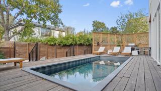 Brand New Low-Allergen Retreat with Hot Tub - 4