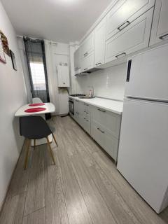 Center Comfy Suit - 8