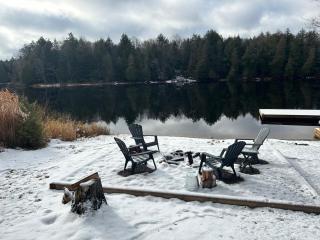 Algonquin Waterfront and Winter Paradise With Sunsets - 2