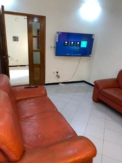 2chambres salon au sicap liberté 2 - 0