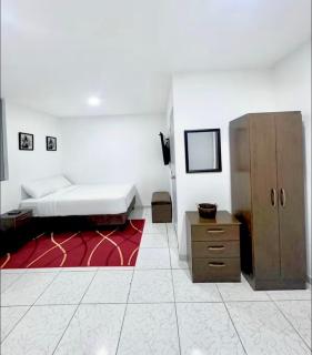 alojamiento independiente baño privado - 0