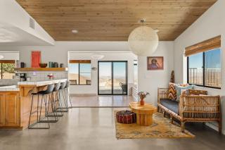 Good Luck Outpost By The Cohost Company - 1