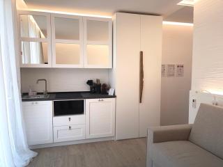 Boutique A8 Studio apartment 1st floor heated pool - 7