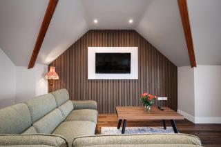 Glencairn by Escape Ordinary - 5