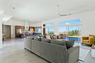 Sundrop By The Cohost Company - 1