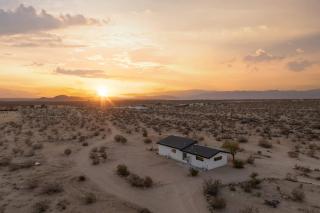 Shangrila By The Cohost Company - 1