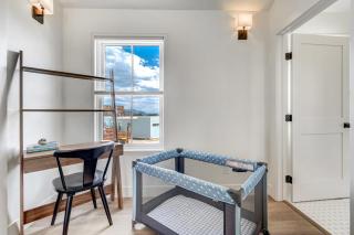 Whitewater Peak - Cozy Retreat with Scenic Views - 1