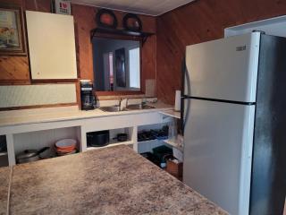 4BDR Beachfront Retreat with a Hot Tub & Wraparound Deck - 7